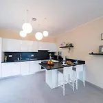 Comacina קומו
