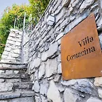 Comacina *